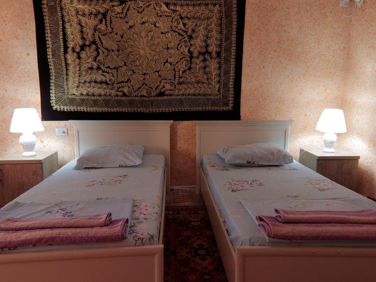 Lion Guest House Bukhara Eksteriør bilde